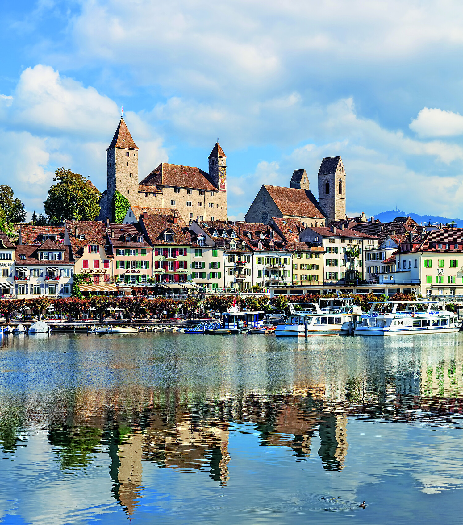 Rapperswil-Jona (SG) è la più grande città della Svizzera senza parlamento comunale.